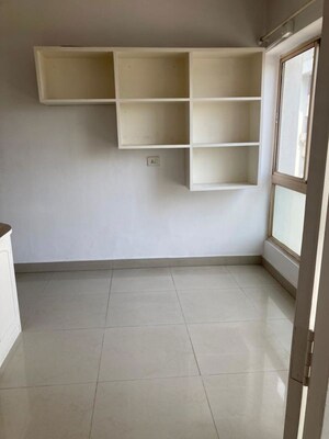 Bathroom in 2 BHK Apartment at Garden Apartments, Vittal Mallya Road – for Rent