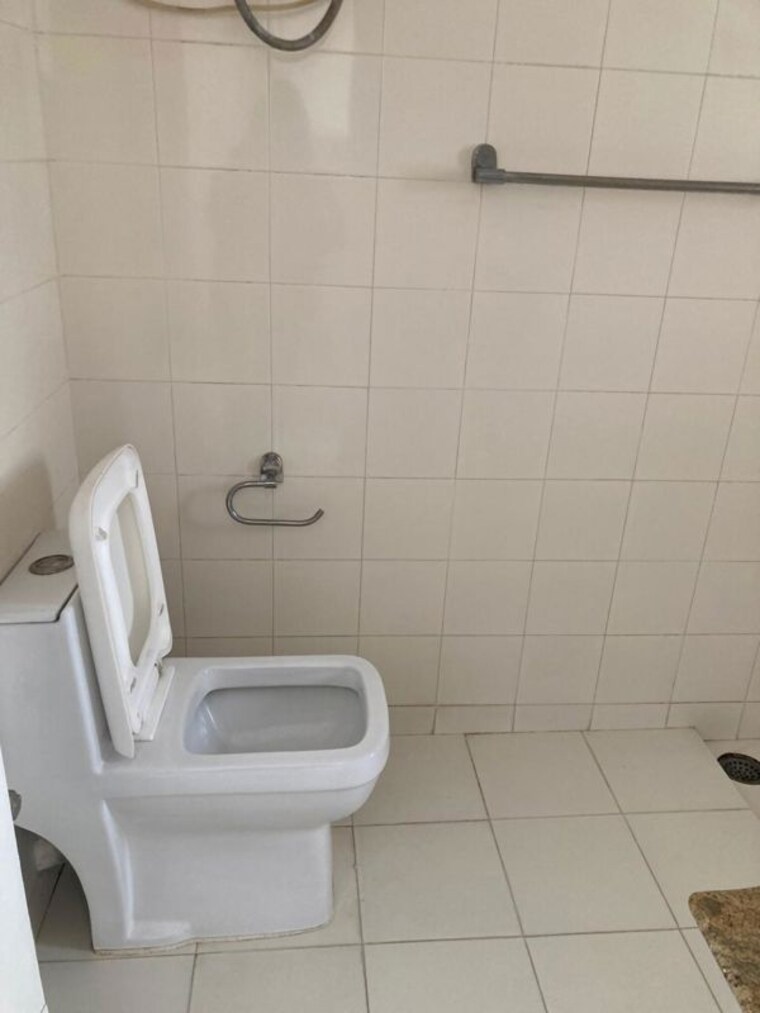 Bathroom, garden-apartments 2 Bedroom 1250 Sq.Ft. Apartment In Vittal Mallya Road Bangalore 10516422
