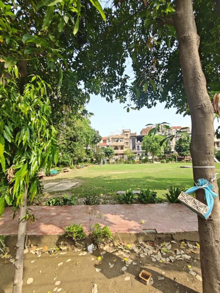undefined, vasundhara sector 14 6+ Bedroom 180 Sq.Mt. Villa In Vasundhara Sector 14 Ghaziabad 10516420