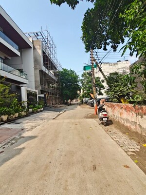 6+ BHK Villa – Exterior View View at Vasundhara Sector 14 - for Sale