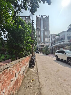 6+ BHK Villa – Exterior View View at Vasundhara Sector 14 - for Sale