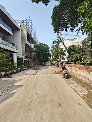 6+ BHK Villa – Exterior View View at Vasundhara Sector 14 - for Sale