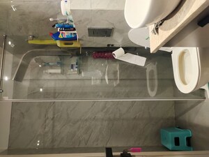 Team Area in 3 BHK Builder Floor at East Of Kailash – for Rent