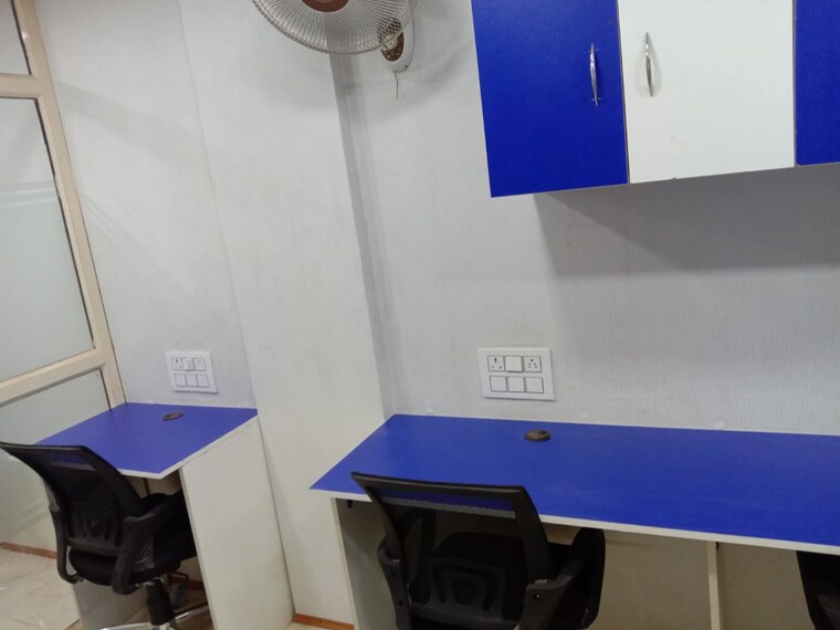 Team Area, dlf-vibhuti-khand Commercial Office Space 430 Sq.Ft. In Gomti Nagar Lucknow 10516465