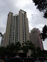 3 BHK 1000 Sq.Ft. Apartment in Oberoi Gardens Kandivali