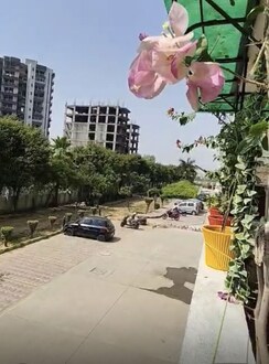 3.5 BHK + Servant Room Apartment For Sale in Sanchar Residency