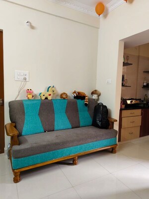 Living Room in 1 BHK Apartment at Halasuru – for Rent