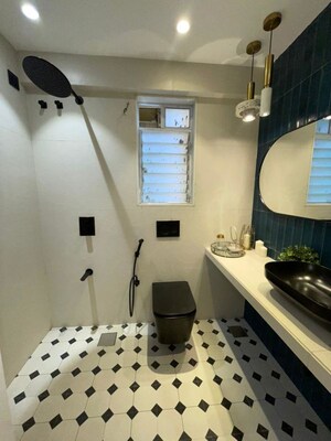Team Area in 1 BHK Apartment at Avant Hillway, Goregaon East – for Sale