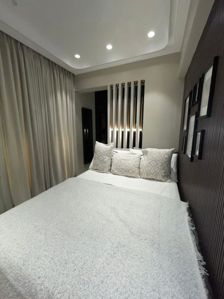 Bedroom, avant-hillway 1 Bedroom 650 Sq.Ft. Apartment In Goregaon East Mumbai 10516505