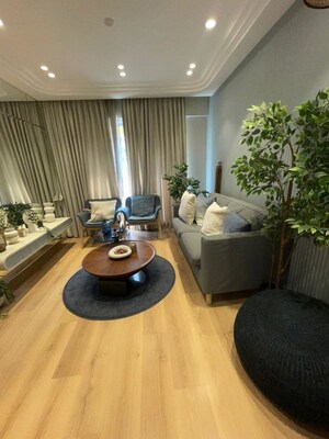 Team Area in 1 BHK Apartment at Avant Hillway, Goregaon East – for Sale