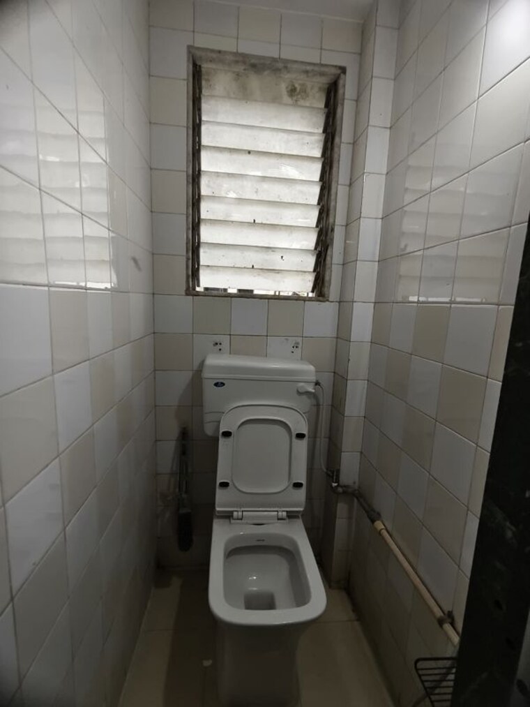 Bathroom, acme-apna-ghar 1 Bedroom 450 Sq.Ft. Apartment In Goregaon East Mumbai 10516514