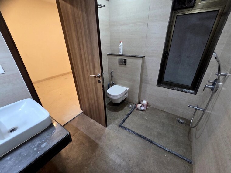Bathroom, k-raheja-ascencio 2 Bedroom 823 Sq.Ft. Apartment In Chandivali Mumbai 10516510