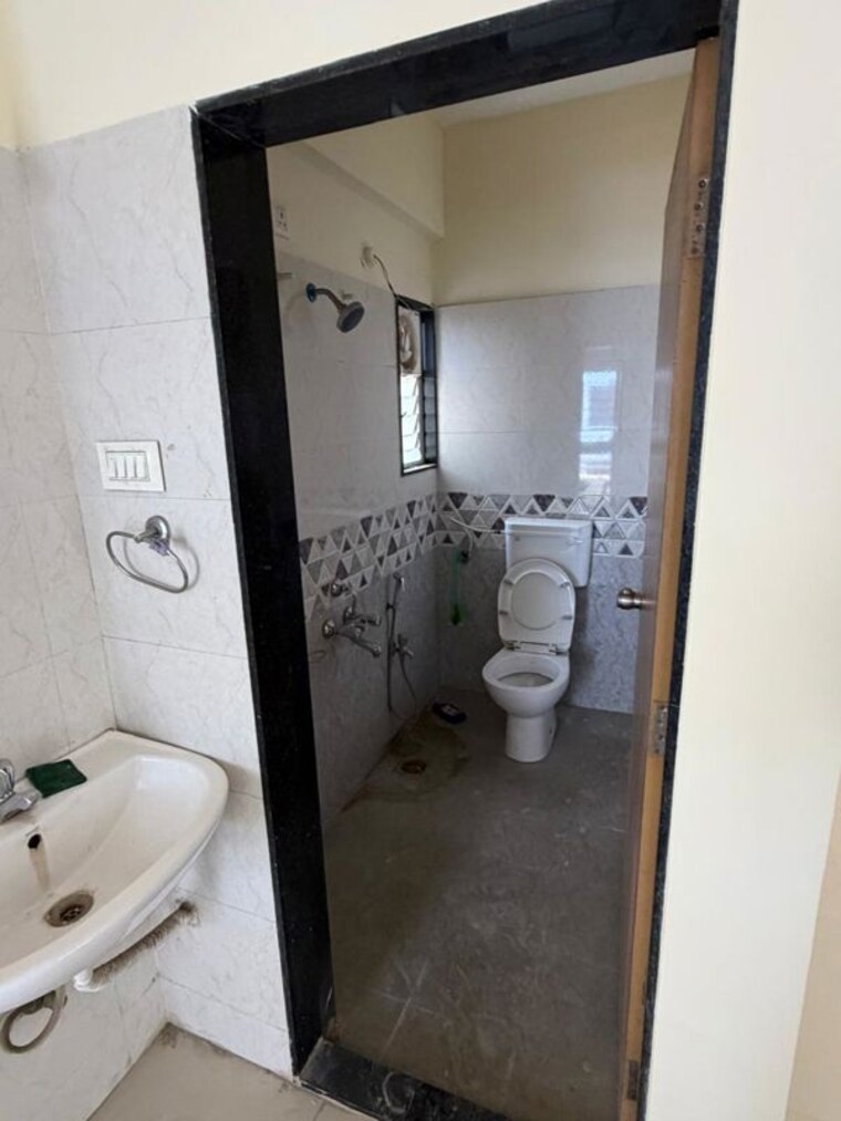 Bathroom, ss-rutuparna 1 Bedroom 461 Sq.Ft. Apartment In Moshi Pune 10516526