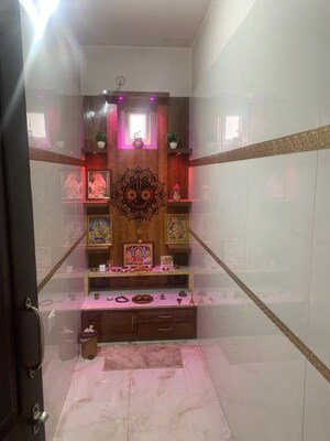 Furnished Amenities in 1.5 BHK Independent House at Ameenpur – for Rent