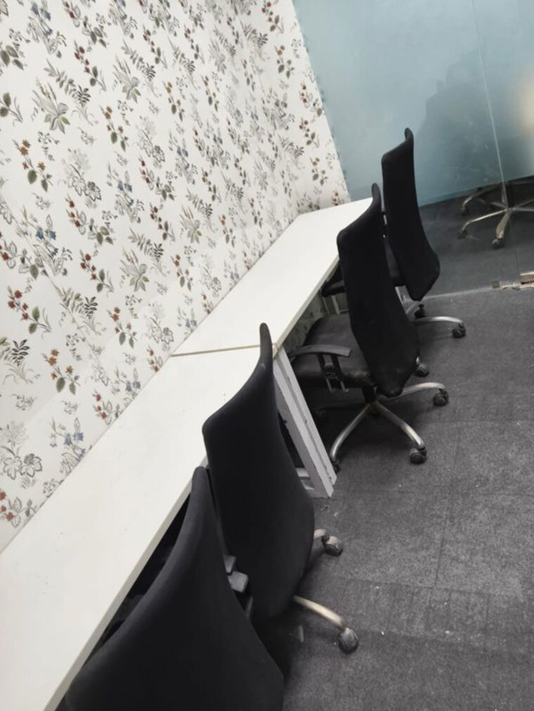 Team Area, sultanpur Commercial Office Space 350 Sq.Ft. In Sultanpur Delhi 10516546