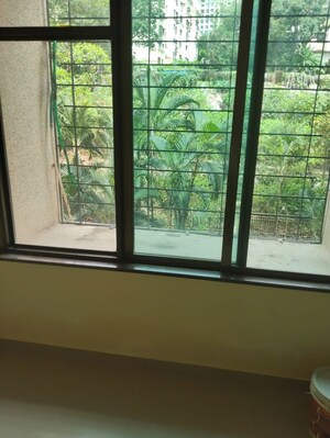 Room in 2 BHK Apartment at Silver Bell, Mulund West – for Rent