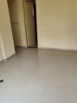 Room in 2 BHK Apartment at Silver Bell, Mulund West – for Rent