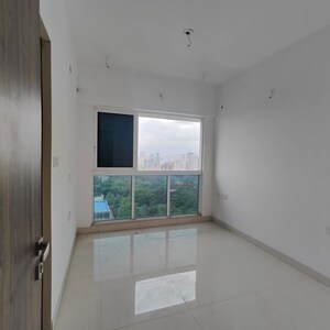 Room in 2 BHK Apartment at Prescon Midtown Bay, Mahim West – for Rent