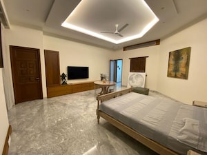 Bedroom in 3 BHK Apartment at Enpar Lotus 101 Worli Residences, Lower Parel – for Rent