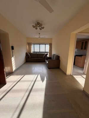 2 BHK Apartment For Rent in Lake Side Cooperative Housing Society, Chandivali