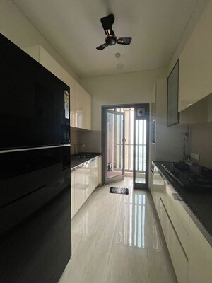 Building Lobby in 3 BHK Apartment at Piramal Mahalaxmi, Mahalaxmi – for Rent