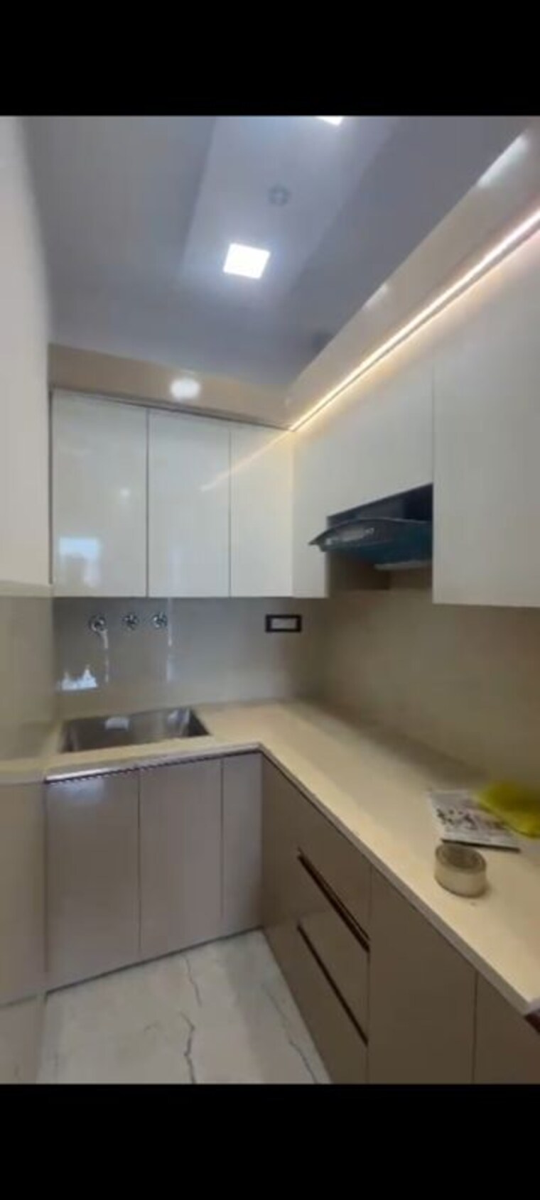 Kitchen, dwarka mor 1 Bedroom 45 Sq.Yd. Builder Floor In Dwarka Mor Delhi 10516664
