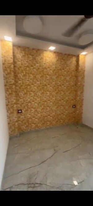 Bathroom in 1 BHK Builder Floor at Dwarka Mor – for Rent