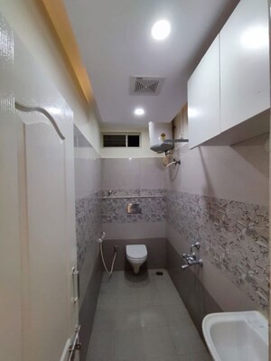 Bathroom in 3 BHK Apartment at Frazer Town – for Sale
