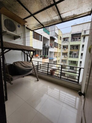 Staircase in 3 BHK Apartment at Venkatesh Flora Phase II, Mundhwa – for Rent