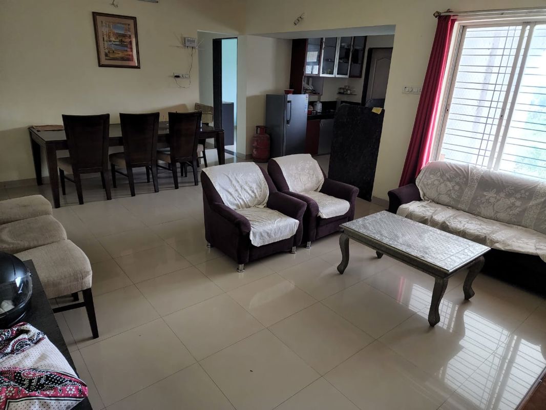 3 BHK + Prayer Room,Servant Room,Study Room,Extra Room 1350 Sq.Ft. Apartment in Venkatesh Flora Phase II