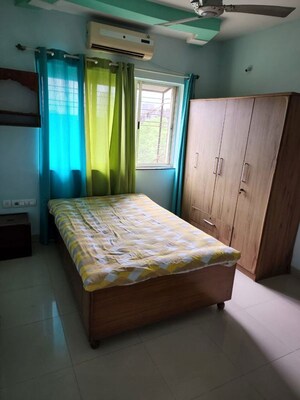 Bedroom in 3 BHK Apartment at Venkatesh Flora Phase II, Mundhwa – for Rent