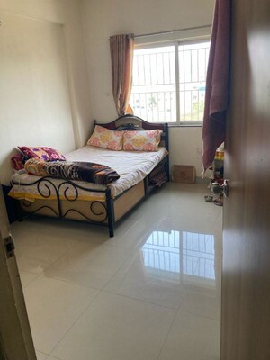 Bedroom in 2 BHK Apartment at Kumar Primavera, Wadgaon Sheri – for Rent