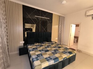 1 BHK Independent House For Rent in Sector 17