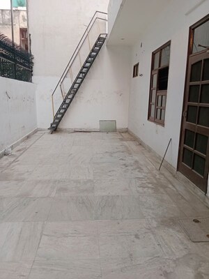Room in 2.5 BHK Independent House at Huda – for Rent