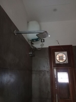 Furnished Amenities in 1 BHK Builder Floor at Sector 18 – for Rent