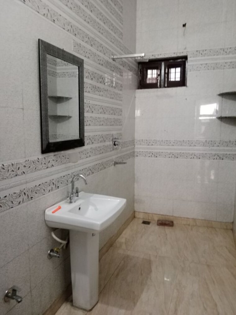 Bathroom, huda 2 Bedroom 1362 Sq.Ft. Builder Floor In Huda Panipat 10516712