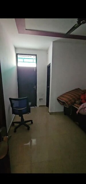 Team Area in 3 BHK Builder Floor at Mahavir Enclave – for Sale