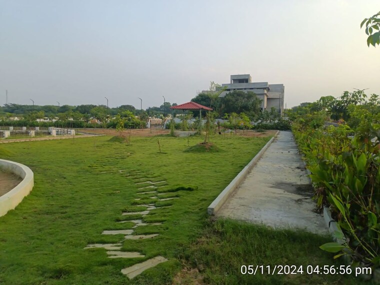 Garden, bhashyam-rainbow-county  150 Sq.Yd. Plot In Shadnagar Hyderabad 10516747