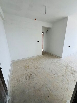 Room in 2 BHK Apartment at Group Satellite Elegance, Goregaon East – for Sale