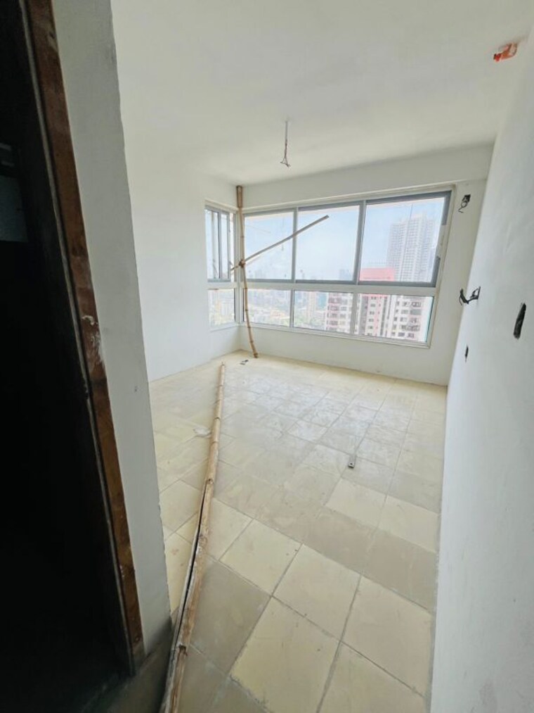 Bathroom, group-satellite-elegance 2 Bedroom 710 Sq.Ft. Apartment In Goregaon East Mumbai 10516757