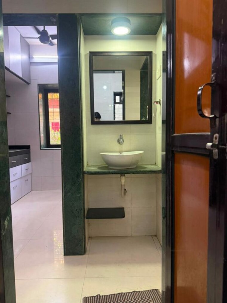 Bathroom, romell-rhythm 1 Bedroom 412 Sq.Ft. Apartment In Malad West Mumbai 10516762