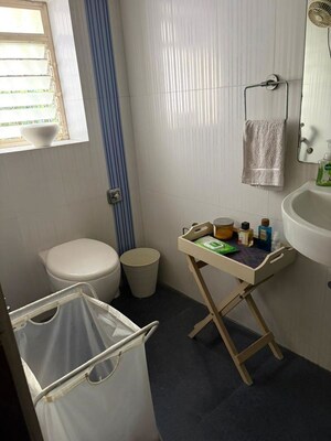 Team Area in 2 BHK Apartment at AVD Amin Alturas, Bandra West – for Rent