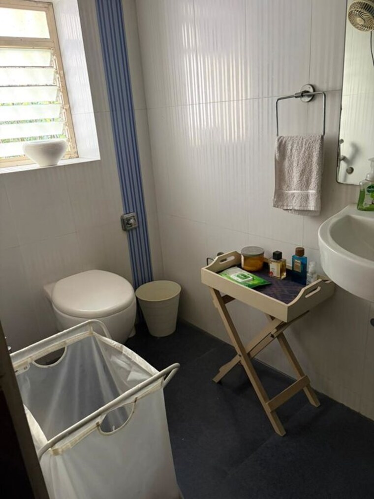 Team Area, avd-amin-alturas 2 Bedroom 1100 Sq.Ft. Apartment In Bandra West Mumbai 10516767