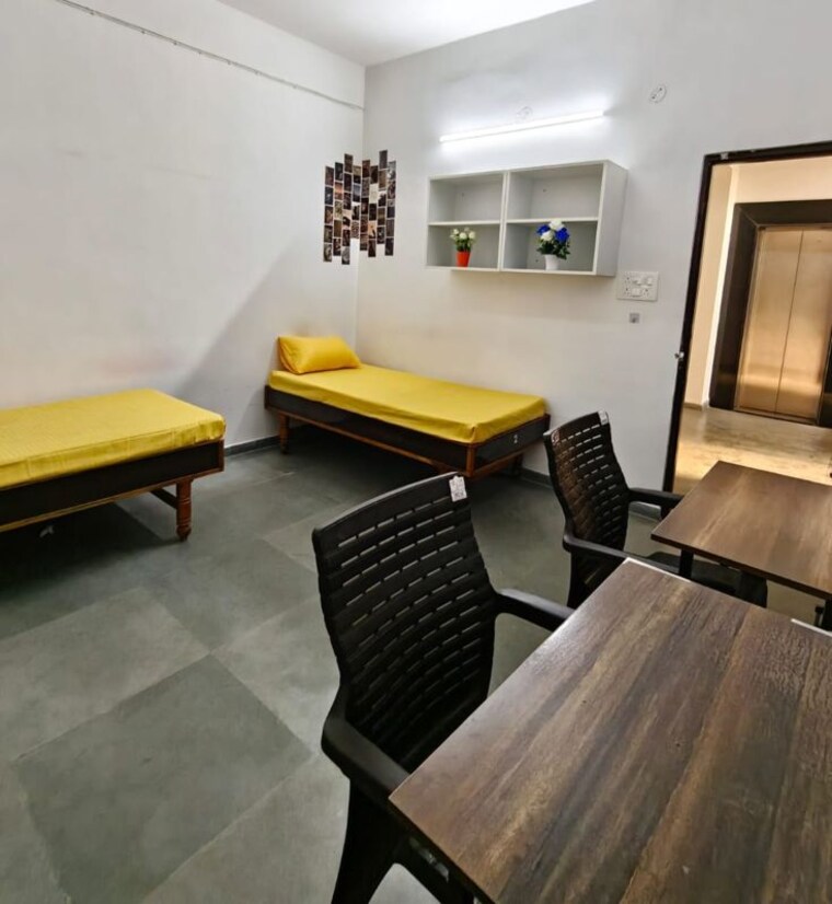 Room, nandanvan Pg For Girls In Nandanvan 10469325