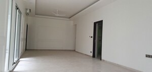 Room in 3 BHK Builder Floor at Sector 22 – for Rent