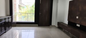 Room in 4 BHK Builder Floor at Sector 21 – for Rent