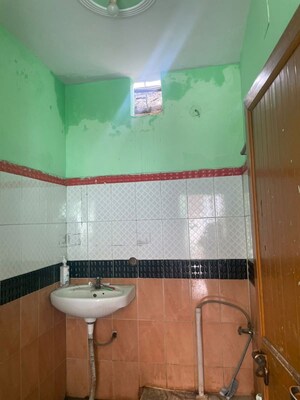 Bathroom in 1 BHK Builder Floor at West Vinod Nagar – for Sale