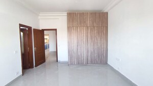 Room in 3 BHK Apartment at Hennur Road – for Sale