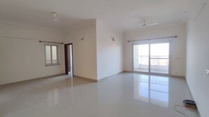 Room in 3 BHK Apartment at Hennur Road – for Sale
