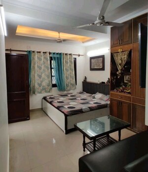 Room in 2 BHK Builder Floor at Naraina – for Sale